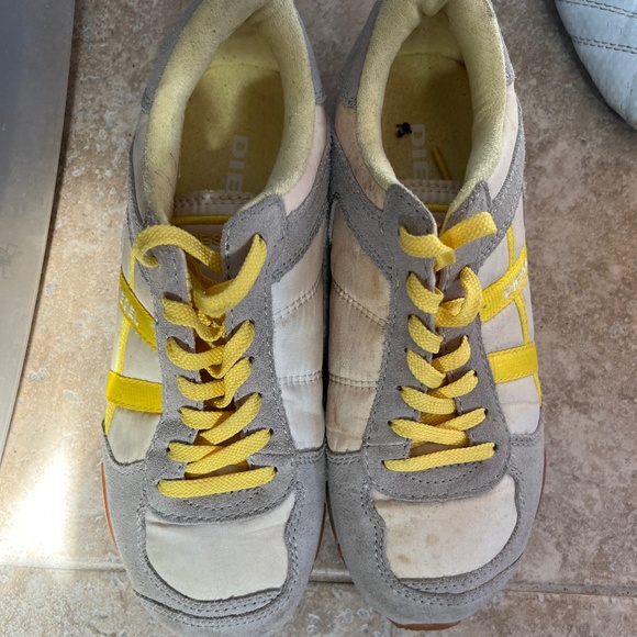 - diesel shoes - Picture 1 of 3